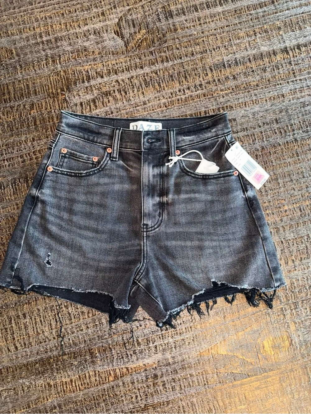 NWT DAZE Denim “The Knockout” High Rise A-Line Shorts Size 24